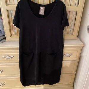 Anthropologie NWT black dress! Size large!!